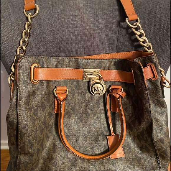 Michael Kors signature shoulder bag handbag - Picture 1 of 8